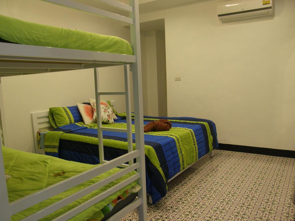 Wansabai Place HHQ Extérieur photo