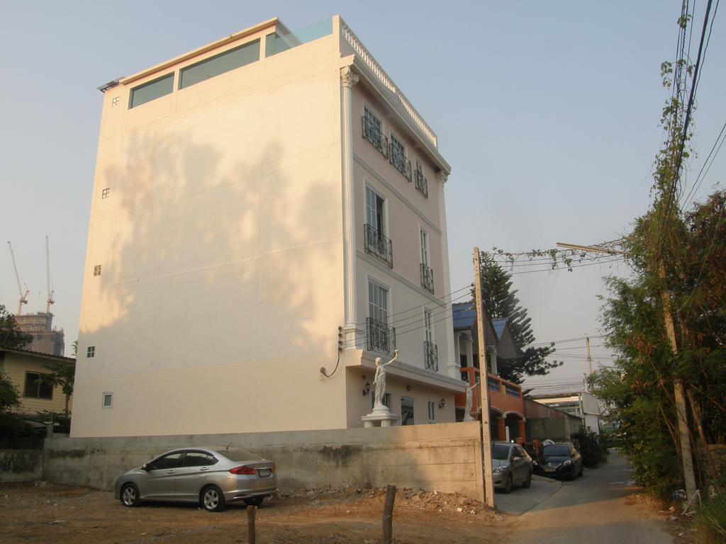 Wansabai Place HHQ Extérieur photo